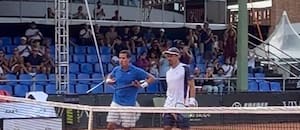 Otra mímica de mono en Brasil: dos extranjeros perdieron un partido, uno gesticuló, el otro insultó y están presos