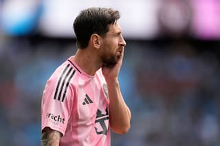 Messi frustrado no puede ser la última foto: el mejor de siempre merece otro final