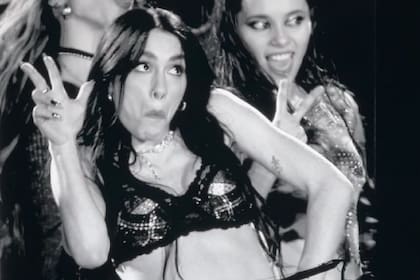 El gesto que hizo Lali Espósito en referencia al escándalo que involucra a Karina Milei