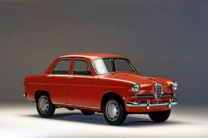 El Giulietta Berlina 1955, el pequeño que fue el gran éxito de los años 50