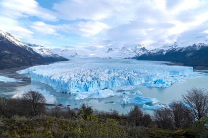 El Glaciar Perito Moreno representa una de las grandes insignias naturales argentinas
