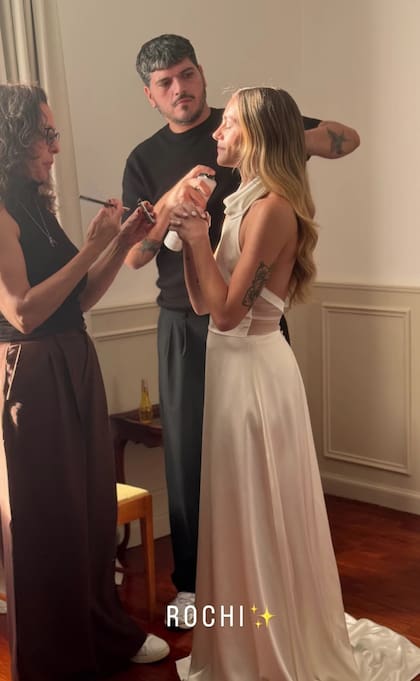 El glam team encargado de preparar a la novia antes de llegar al altar