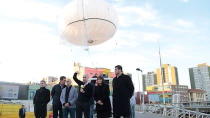 El globo estará suspendido a 30 metros de altura.