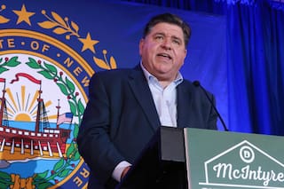 Autorizado por Pritzker: aumenta el impuesto sobre los combustibles desde julio en Illinois