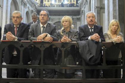 El gobernador bonaerense Daniel Scioli compartió la ceremonia con su mujer y el diputado kirchnerista Julián Domínguez