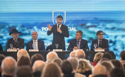 El gobernador de Chubut, Ignacio Torres, durante un acto en Comodoro Rivadavia en la semana