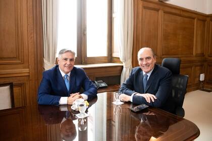 El gobernador de Córdoba, Martín Llaryora, junto al jefe de Gabinete, Martín Llaryora