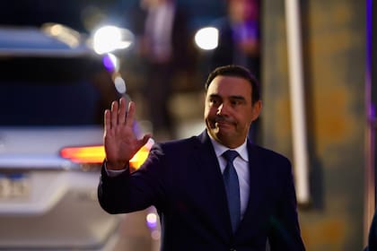 El gobernador de Corrientes, Gustavo Valdés, luego de una reunión de mandatarios provinciales con el presidente Javier Milei en Casa Rosada.