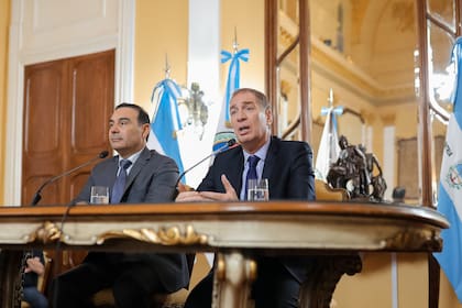 El gobernador de Corrientes, Gustavo Valdés, se reunió con el ministro del Interior, Diego Santilli