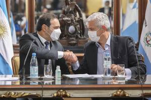 El gobernador de Corrientes, Gustavo Valdés, y el ministro de Agricultura, Julián Domínguez