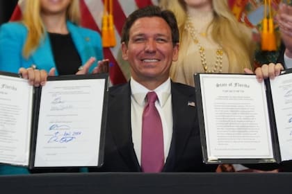 El gobernador de Florida ha aprobado una serie de leyes en este 2024 que entrarán en vigor en los próximos meses