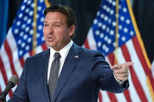 El gobernador de Florida, Ron DeSantis, firmó una nueva disposición que amplía el alcance de protección de ciertos trabajadores