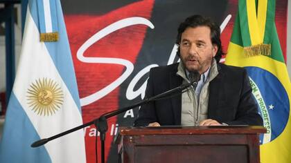 El gobernador de Salta, Gustavo Sáenz, encabezó el acto de presentación de una nueva conexión aérea directa entre la provincia y Río de Janeiro, Brasil