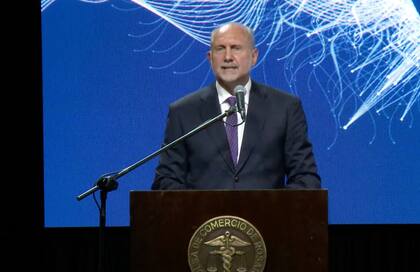 El gobernador de Santa Fe, Omar Perotti, dejó sin efecto el asueto para el 23 y el 30 de diciembre