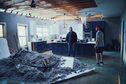 El gobernador de Tennessee, Bill Lee, compartió en sus redes sociales imágenes de los destrozos provocados por las tormentas