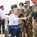 Greg Abbott blinda la frontera con México en medio de la ola de violencia por la muerte del líder del CJNG