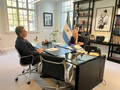 El gobernador Jorge Capitanich, con Alberto Fernández, en Olivos