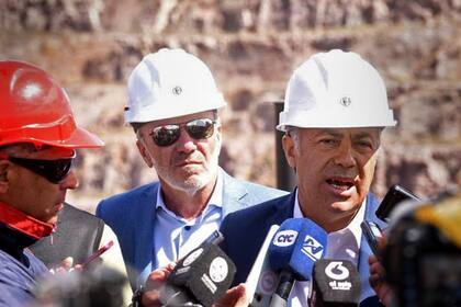 El gobernador mendocino y titular de la UCR nacional tuvo un exabrupto durante un acto en San Rafael