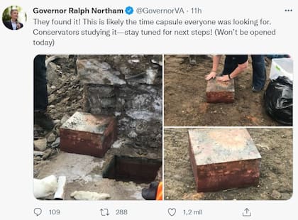 El gobernador publicó en Twitter fotos de una caja al ser retirada del lugar y dijo que los curadores la estaban estudiando.