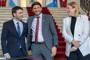 El gobernador Pullaro recibió a sus pares de Entre Ríos, Rogelio Frigerio, y de Chubut, Ignacio Torres