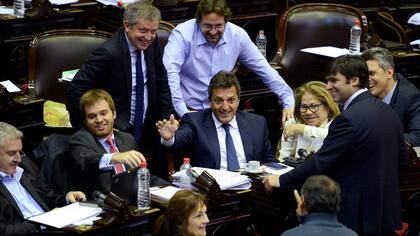 El gobernador riojano, Sergio Casas, pidió un extra de $ 2000 millones para su provincia