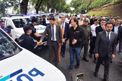 El gobierno bonaerense envió 80 patrulleros a Rosario