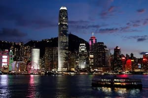 Hong Kong: relajan las medidas de Covid y permiten el ingreso de grupos turísticos