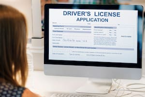 Cómo sacar la licencia de conducir para indocumentados en Illinois