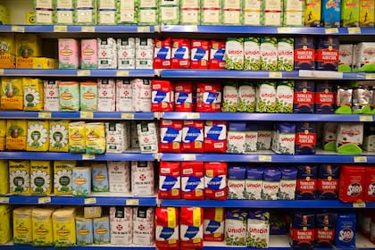 El gobierno de Javier Milei impulsó una desregulación yerbatera que hizo bajar los precios