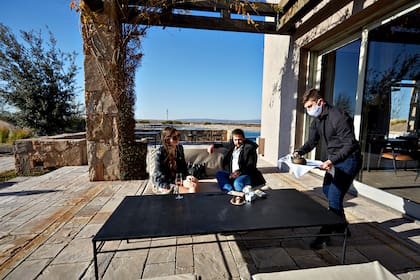 Los restaurantes de bodega, como el reconocido Rosel Boher Lodge, están a pleno en las vacaciones.