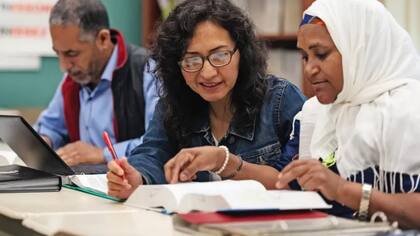 El gobierno de Quebec, por ejemplo, ofrece cursos de francés a los nuevos inmigrantes