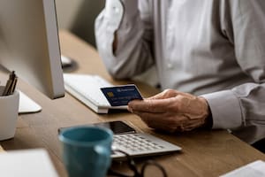 El Gobierno denuncia penalmente a siete fintech por estafa y usura a jubilados