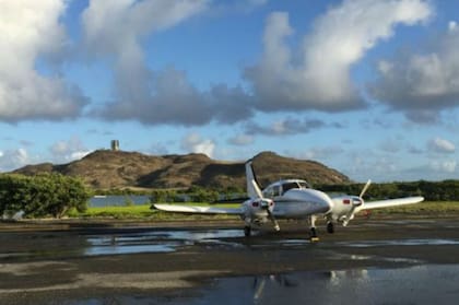 El gobierno está ampliando la pequeña pista de aterrizaje a la que llegan aviones de apenas 15 plazas
