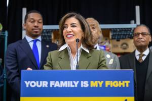 El gobierno estatal activó recursos adicionales para permitir que más residentes accedan a alimentos frescos mediante cheques semanales de FreshConnect