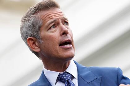 El Gobierno Federal advirtió que recortará cerca de US$160 millones en fondos destinados a California si el estado no procede con la anulación de los permisos en el plazo establecido