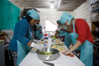 El Gobierno logró escasos avances en la reconversión de los planes sociales