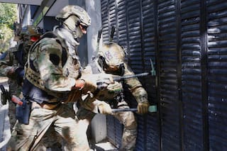 Rescataron a 17 menores de un taller clandestino que operaba en una casa usurpada