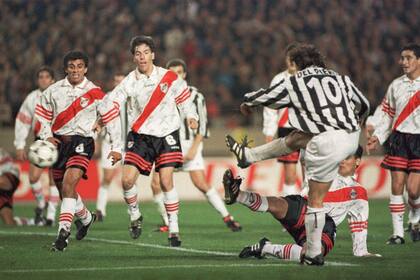 El gol de Del Piero con el que Juventus le ganó a River 1-0 en Japón, en 1996