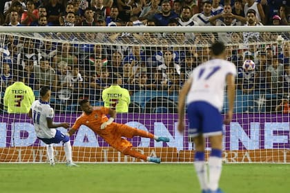 El gol de penal de Janson para Vélez