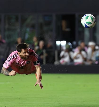 El golazo de cabeza de Messi contra Nashville (Foto: @leomessi)