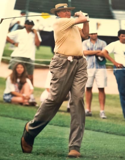 El golf le dio a Salatino una salida para atenuar el impacto de tener que retirarse del tenis