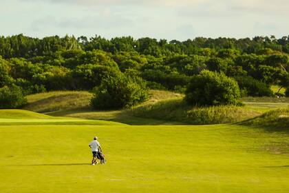 El golf, uno de los grandes atractivos de Costa Esmeralda