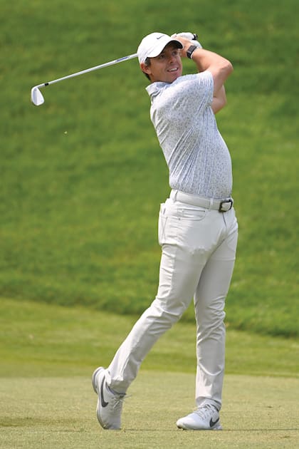 El golfista irlandés Rory McIlroy amasó una fortuna con sus triunfos y contratos publicitarios, y es socio de Tiger Woods en TMRW Sports, una empresa de tecnología aplicada al deporte.