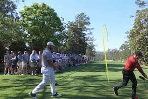 Sergio García, insólito: destrozó su driver en el tee de salida y después le llevó los palos a Rahm