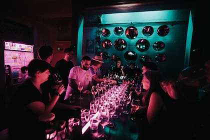 El Gran Corso de Tres Monos - Carnaval y cócteles en Tres Monos y en la Uat