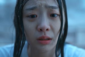 El thriller de dos horas disponible en Netflix que no te dejará levantarte del sillón