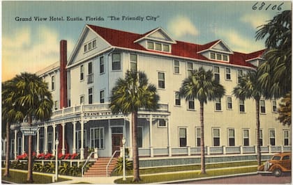 El Grand View Hotel de Kismet fue desplazado hacia Eustis, Florida, tras la helada