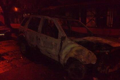 El gremialista Rubén Pollo Sobrero denunció que hubo disparos en la puerta de su casa y que incendiaron su camioneta