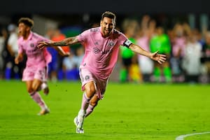 Con un golazo de Messi sobre la hora, Inter Miami le ganó a Cruz Azul