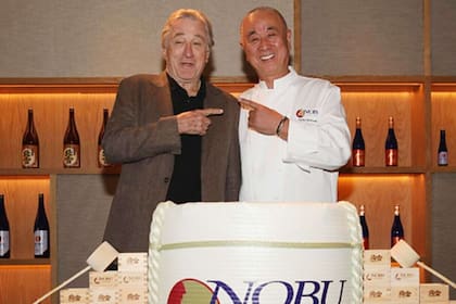 Robert De Niro se asoció con el chef Nobu Matsuhida y abrieron Nobu, una cadena de restaurantes que tiene sucursales en todos el mundo
